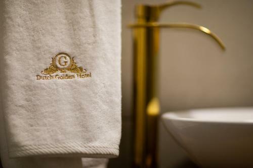 Dutch Golden Hotel