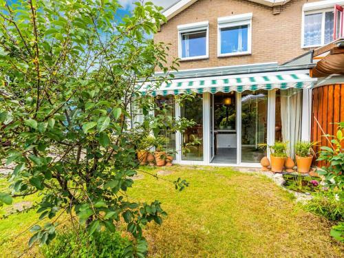 Secluded Holiday Home In Tegelen With Garden