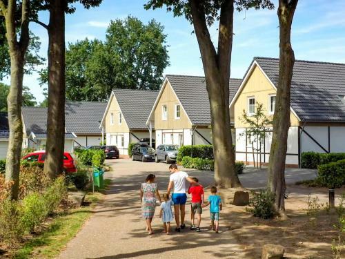Holiday Home Europarcs Resort Limburg-7