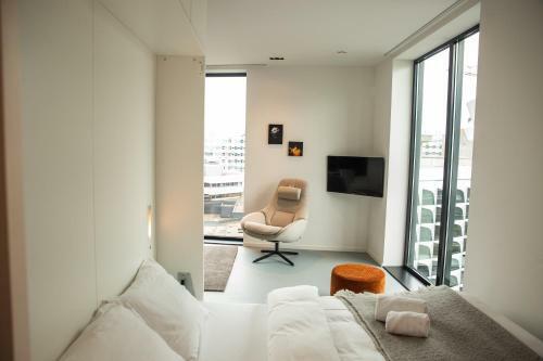 Creative Valley Nest ? Luxury Rooftop Apartments