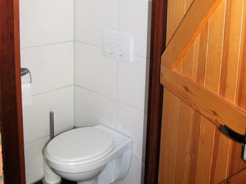 Secluded Holiday Home In Ulestraten With Garden