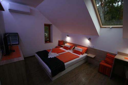 Hostal Dar�zshegyi Vend�gh�z