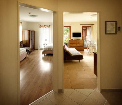 Hostal Hull�m Villa B&B