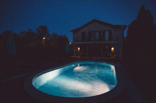 Hostal Hull�m Villa B&B