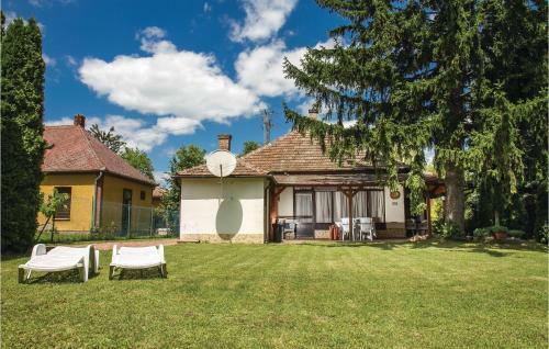 Holiday Home Vasut Utca-balatonm�riaf�rd�