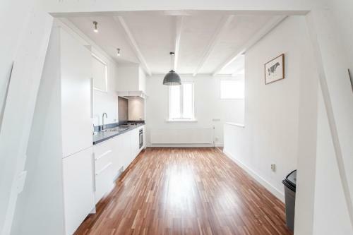 Apartamento Leonidas Grand Suite