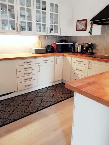 Stayplus Four-bedroom Holiday Apartment