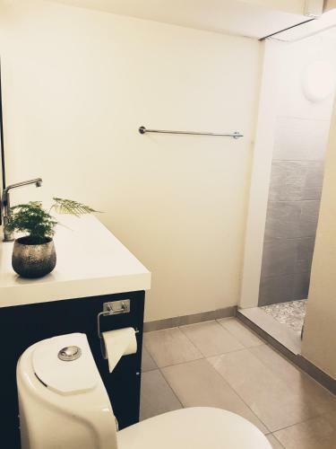 Stayplus Four-bedroom Holiday Apartment