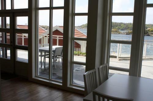 Villa Stayplus Exclusive Seafront Holiday Home