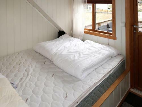 Holiday Home L�ven - Fjs161
