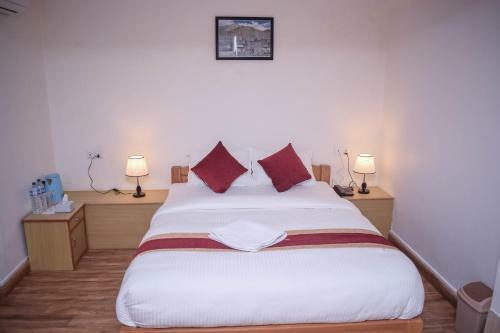 Hotel Dhulikhel Nature Resort And Spa