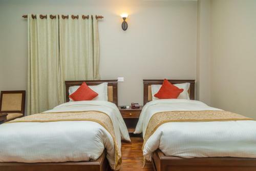 Hotel Himalaya Queen Bee Resort