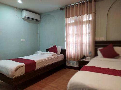 Hotel Club Orchid Inn