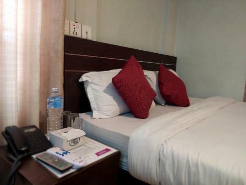Hotel Club Orchid Inn