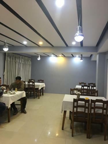 Hotel Club Orchid Inn