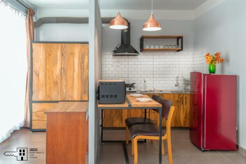 Urban Apartments And Rooms