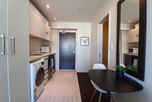Apartamento Central Studio With Balcony Views And Free Wifi