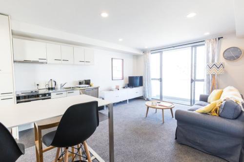 Chic Ponsonby 1 Brm Apartment Carpark Included!