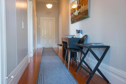 Gorgeous 2 Bed Guest Suite In Herne Bay!