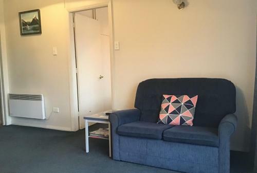 Avon City Motel