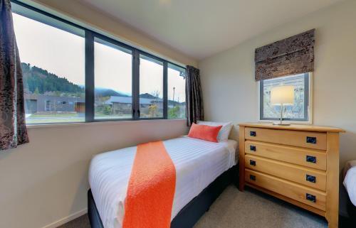 *** Lake Villa 464 ***