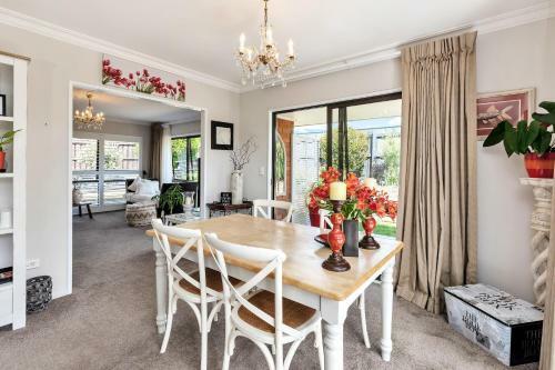 Kerikeri Central Cottage - Kerikeri Holiday Home