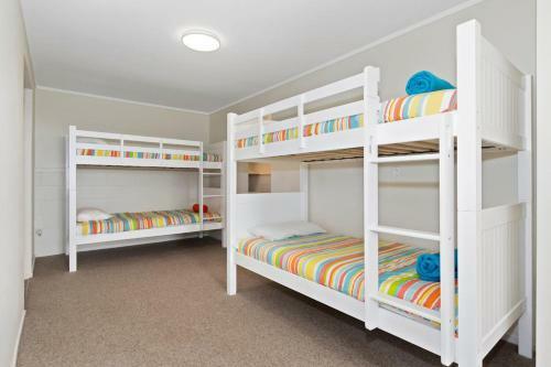 Spectacular Woolleys Bay - Matapouri Holiday Home