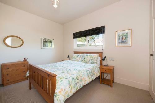 Brookville Holiday Home