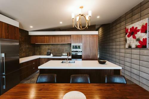 Proud On Powderham Luxurious Townhouse