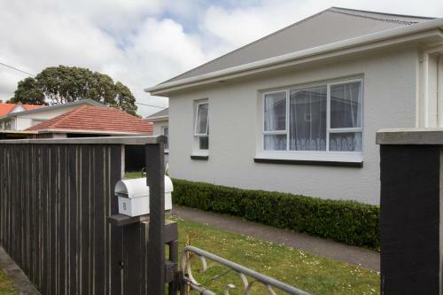 Spacious In Strandon - Great Value For A Family
