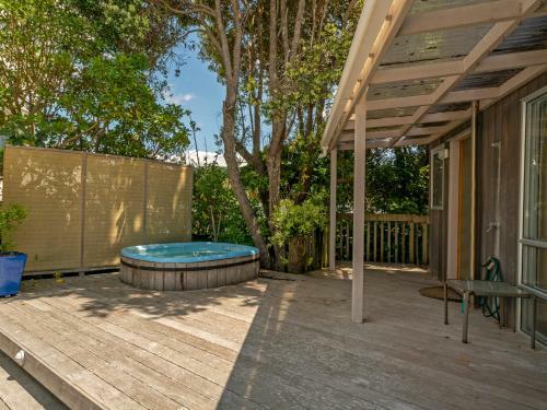Haven Hideaway - Onemana Holiday Home