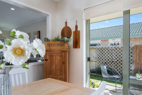 Papamoa Pacific View - Papamoa Holiday Home