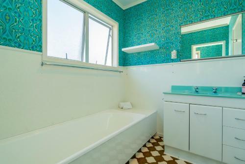 Birdie Lookout - Pauanui Holiday Home