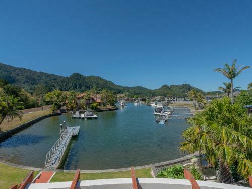 Amalfi - Pauanui Holiday Home