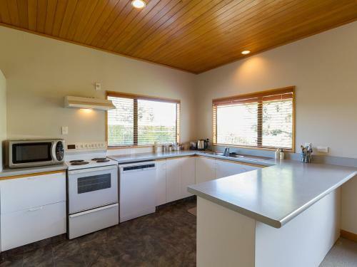 Relax At Wanaka - Wanaka Holiday Home With Wifi