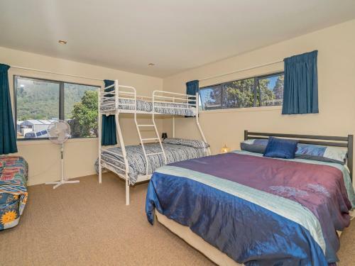 Centreway Sand Castle - Pauanui Holiday Home