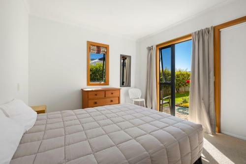 Meadowstone House - Wanaka Holiday Home