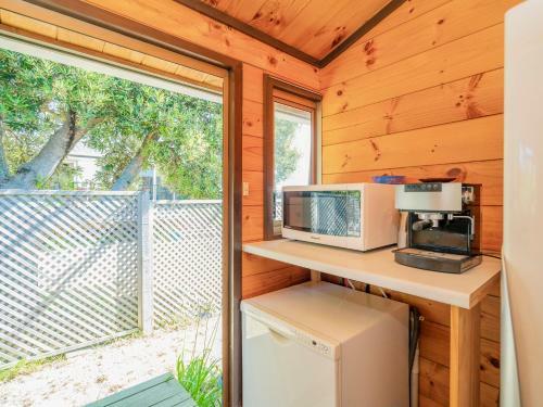 Sunny Winderton - Pauanui Holiday Home