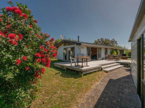 Sunny Winderton - Pauanui Holiday Home