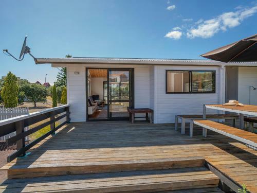Champion Bach - Pauanui Holiday Home