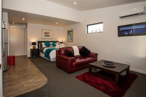 Private And Peaceful Studio Apartment