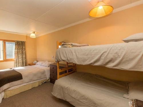 Hunters Lodge - Wanaka Holiday Home