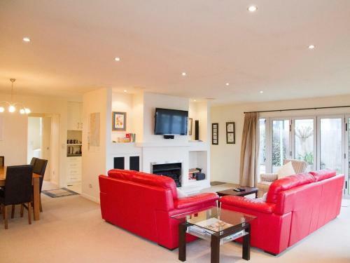 Meadowstone Retreat - Wanaka Holiday Home