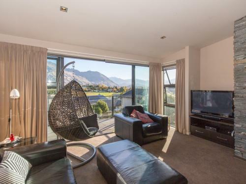 Picture Perfect - Wanaka Holiday Home