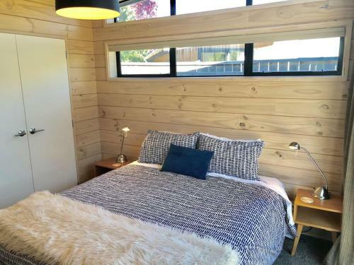 New Architecturally Designed Cottage