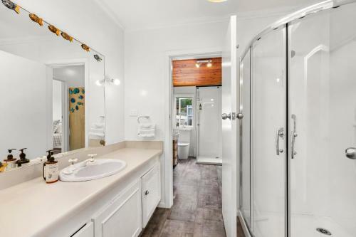 Bowview - Raglan Holiday Home