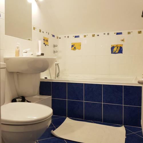 Bed & Breakfast Gomb�s K�ria Mension