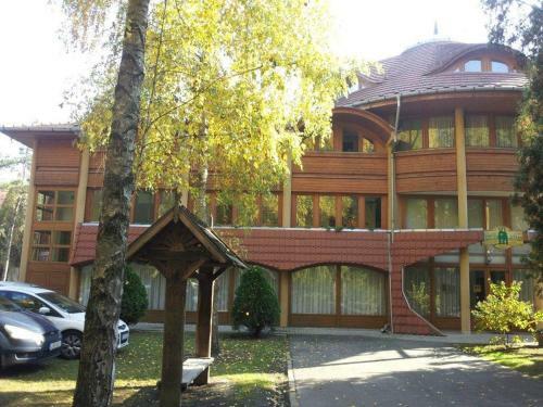 Fenyves Hotel B�k�scsaba
