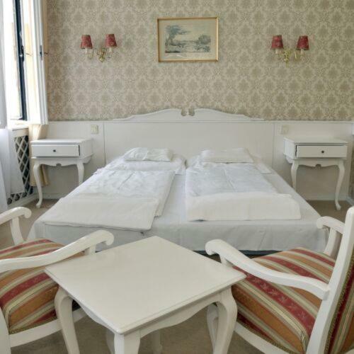 Fiume Hotel