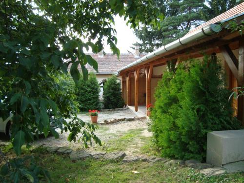 Anzsore Apartman